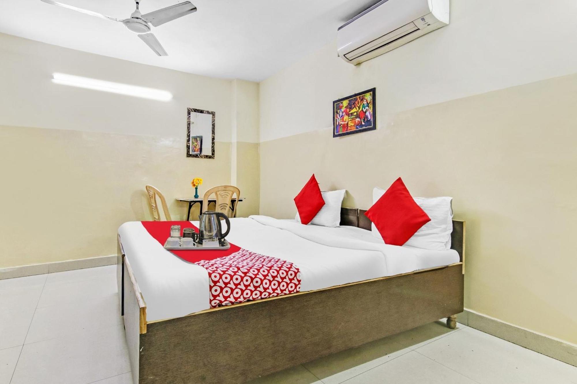 Super Hotel O Royal Green New Delhi Extérieur photo